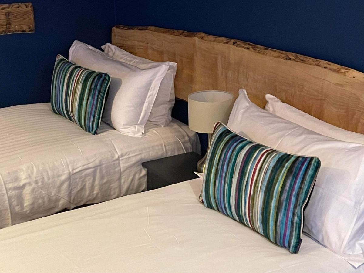 Arosfa Harbourside Guesthouse 애버라에론 외부 사진