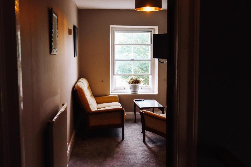Arosfa Harbourside Guesthouse 애버라에론 외부 사진
