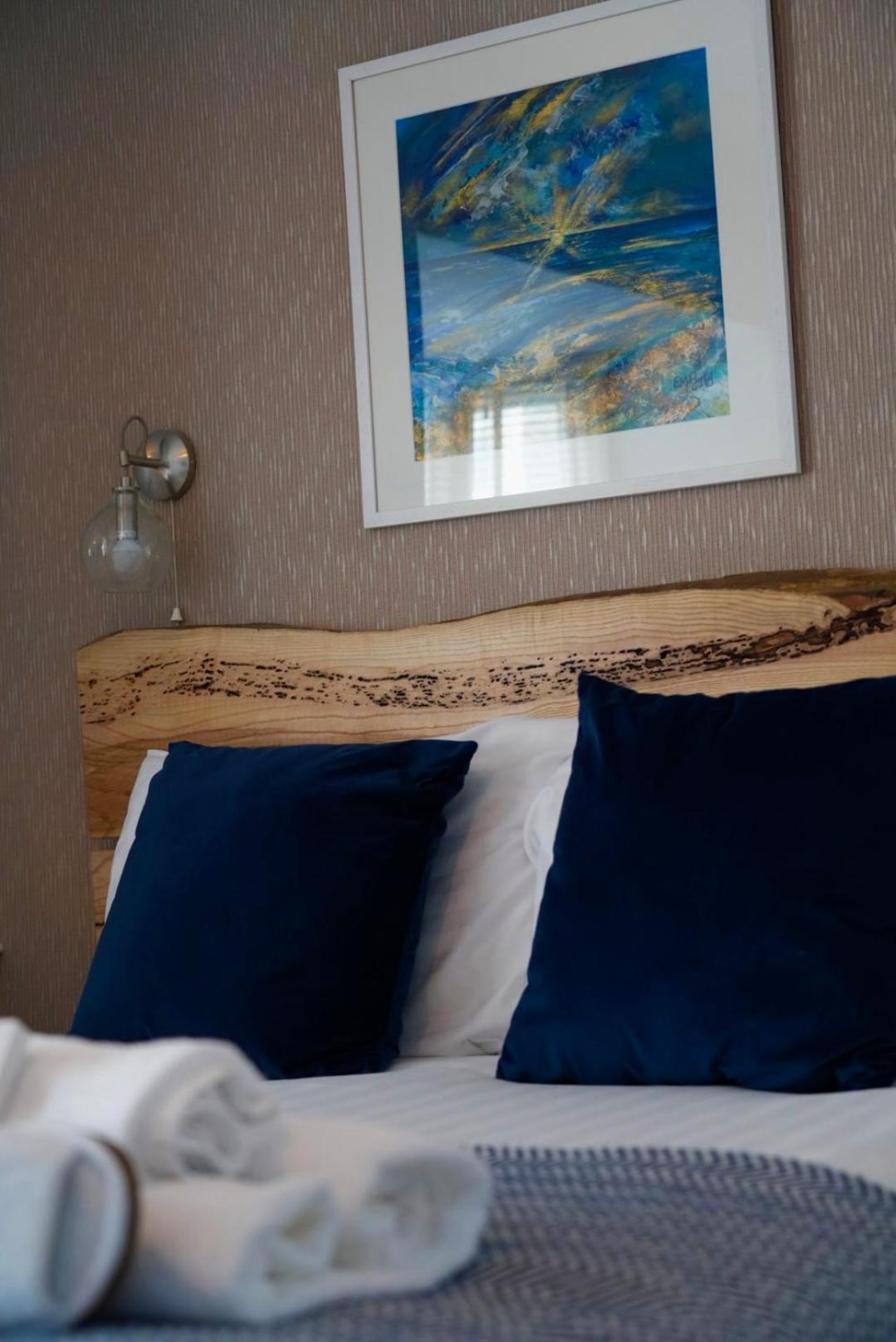 Arosfa Harbourside Guesthouse 애버라에론 외부 사진