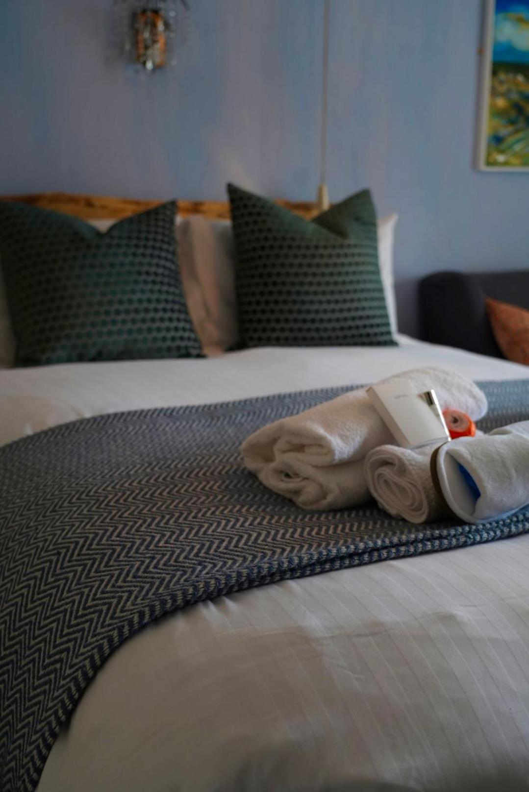 Arosfa Harbourside Guesthouse 애버라에론 외부 사진