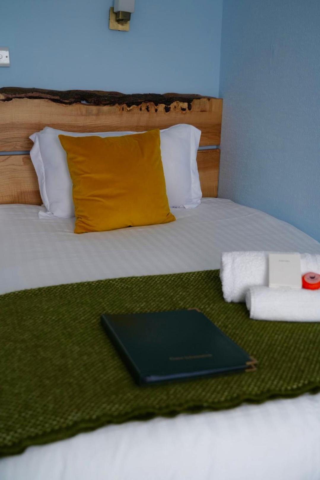 Arosfa Harbourside Guesthouse 애버라에론 외부 사진