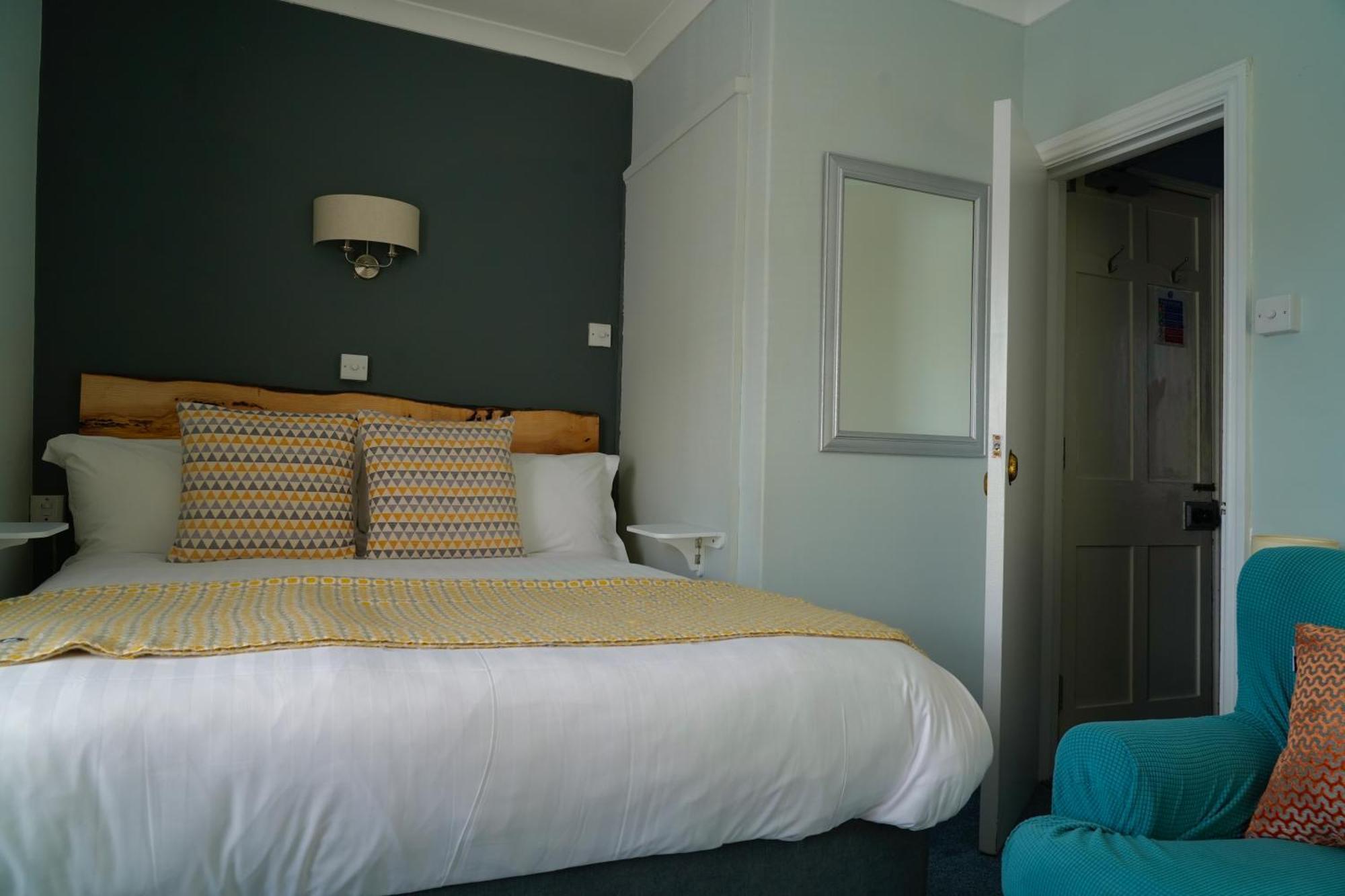 Arosfa Harbourside Guesthouse 애버라에론 외부 사진